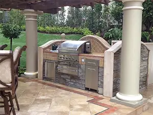 Outdoor Kitchens & BBQs, CA